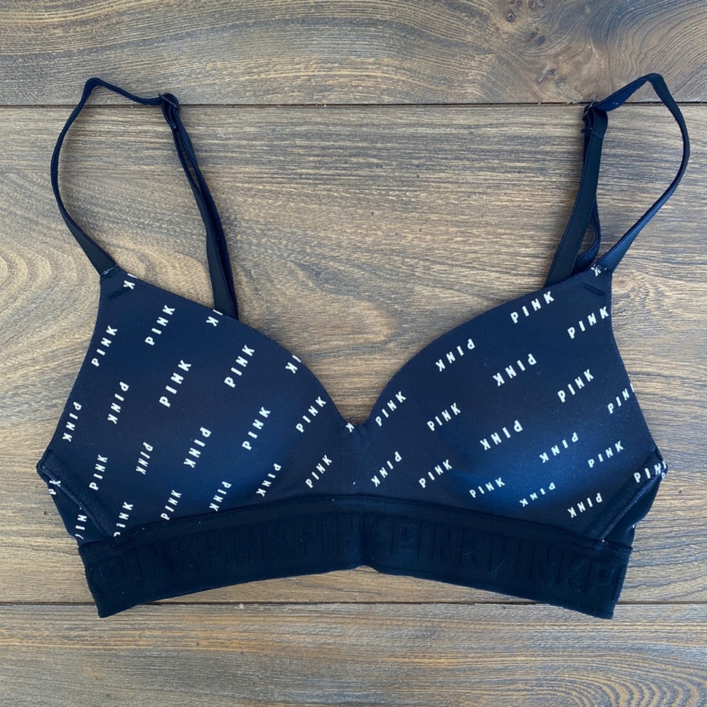 VS PINK wear everywhere wireless lightly lined bra